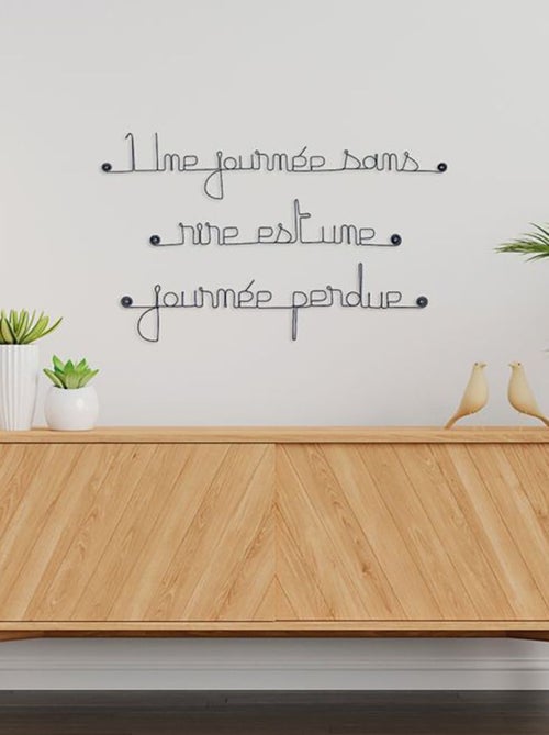Bijoux de mur - Citation en fil de fer - Une journée sans rire est une journée perdue - Kiabi