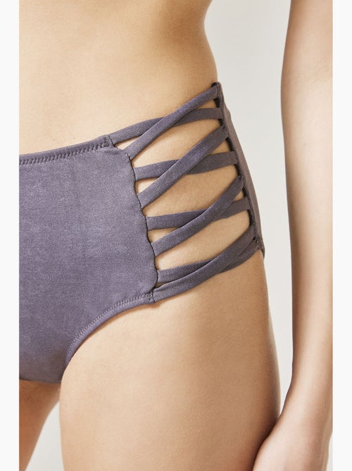 Biker heat bas de bikini taille haute penti - Kiabi Biker heat bas de bikini taille haute penti - Kiabi