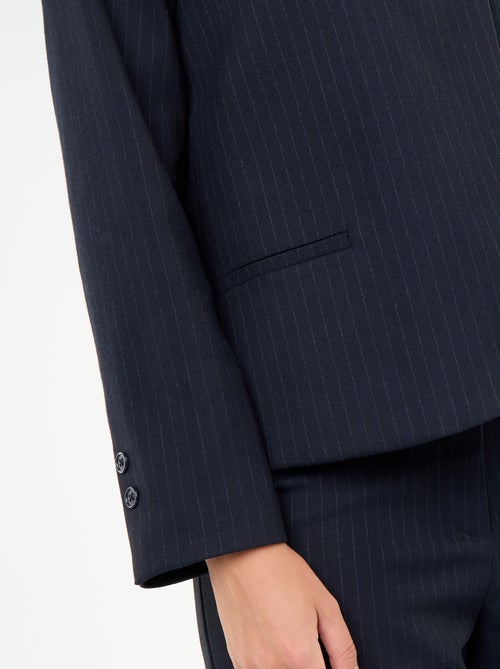 Blazer à col montant avec effet croisé - Kiabi Blazer à col montant avec effet croisé - Kiabi