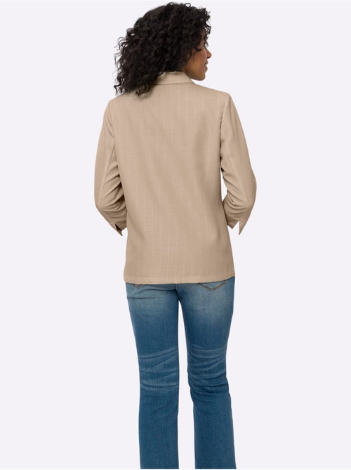 Blazer avec col à revers et manches 3/4 fendues - Taille standard - Moda Vilona - Kiabi Blazer avec col à revers et manches 3/4 fendues - Taille standard - Moda Vilona - Kiabi