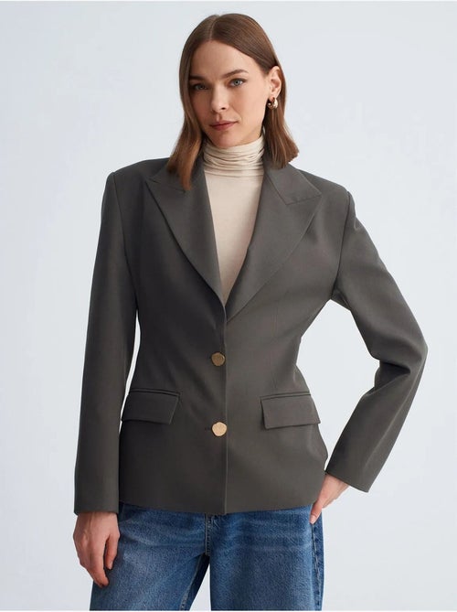 Blazer cintré en crêpe à col châle dilvin - Kiabi Blazer cintré en crêpe à col châle dilvin - Kiabi