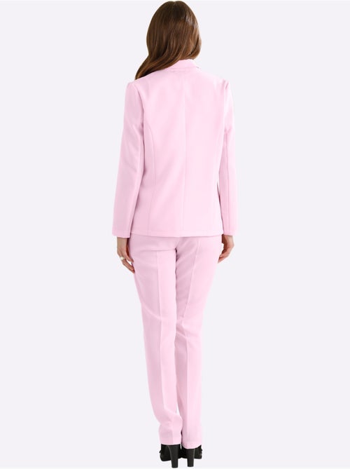 Blazer de costume femme avec col à revers et deux fausses poches - Taille standard - Moda Vilona - Kiabi Blazer de costume femme avec col à revers et deux fausses poches - Taille standard - Moda Vilona - Kiabi