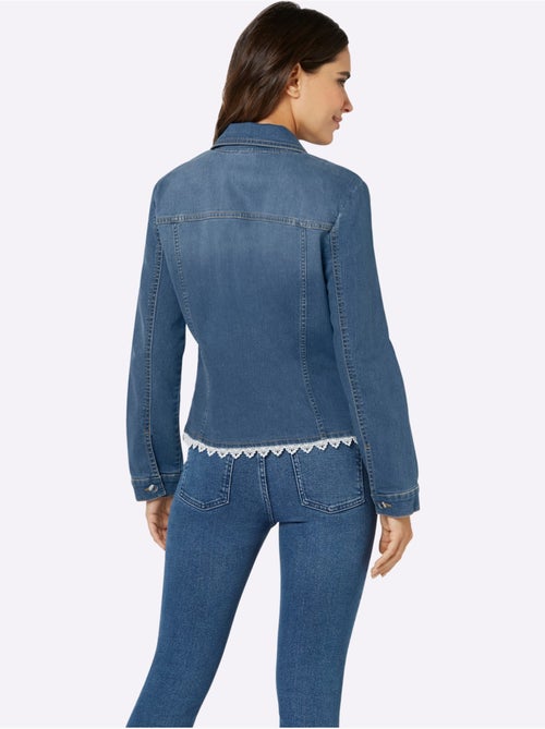 Blazer en jean avec col chemise et manches longues à dentelle - Taille standard - Moda Vilona - Kiabi
