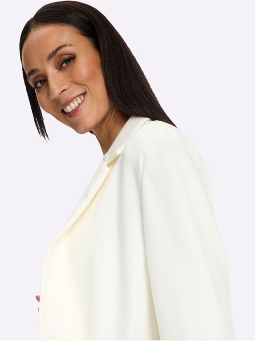 Blazer En Jersey Qualité Jersey Extensible, Souple Et Confortable - Taille Standard - Helline - Kiabi Blazer En Jersey Qualité Jersey Extensible, Souple Et Confortable - Taille Standard - Helline - Kiabi