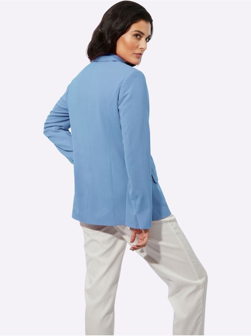 Blazer en polyester recyclé col à revers et manches longues - Taille standard - Helline - Kiabi Blazer en polyester recyclé col à revers et manches longues - Taille standard - Helline - Kiabi