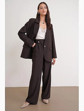 Blazer midi rayé avec détail de plumes artificielles mixray