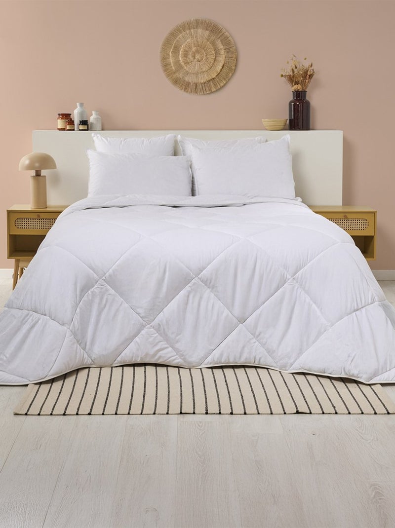 Bleu Câlin - Couette chaude enveloppe microfibre Blanc - Kiabi