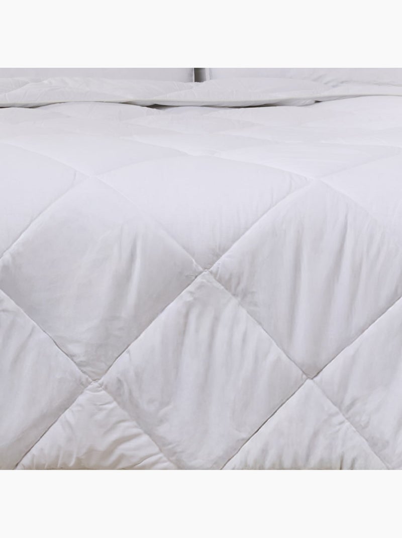 Bleu Câlin - Couette chaude enveloppe microfibre Blanc - Kiabi