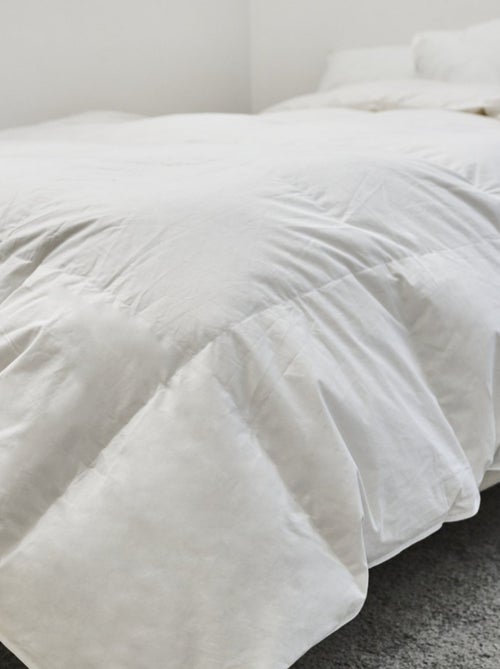 Bleu Câlin - Couette Duvet été légère et gonflante - 90% Duvet de Canard - Kiabi