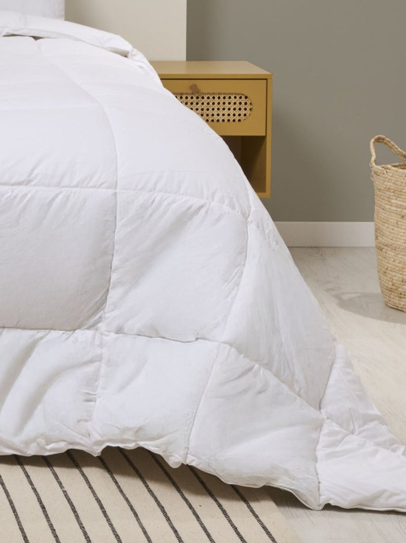 Bleu Câlin - Couette très chaude sensation duvet Blanc - Kiabi