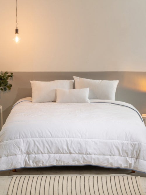 Bleu Câlin - Pack Couette Tempérée + 1 ou 2 Oreillers - Kiabi