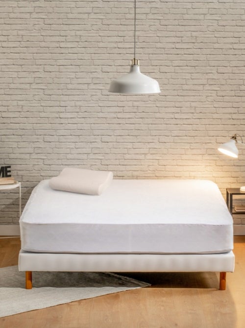 Bleu Câlin - Protège matelas Imperméable et Respirant - Kiabi