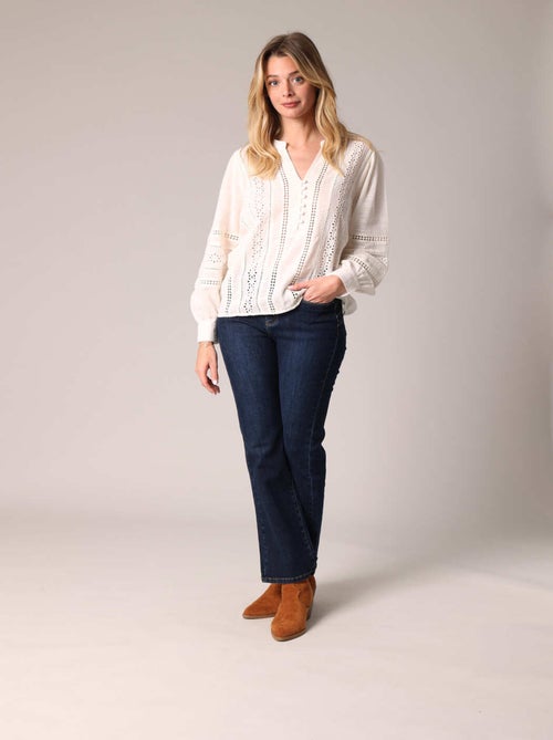 Blouse 100% coton avec détails ajourés
 'Deeluxe' - Kiabi