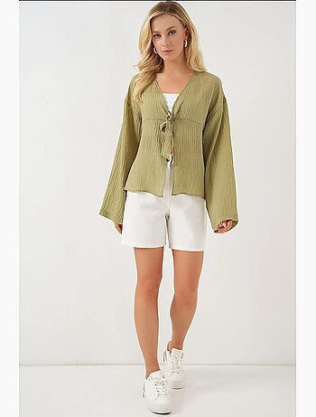 Blouse à col en v et nœud bdart