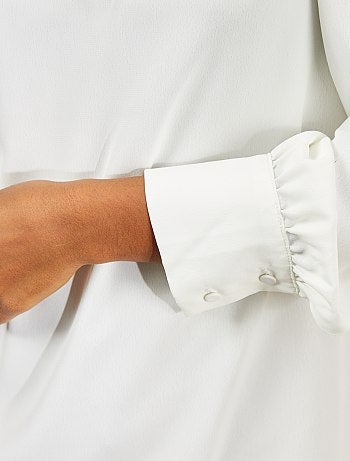 Blouse à col haut et ouverture en V - Kiabi