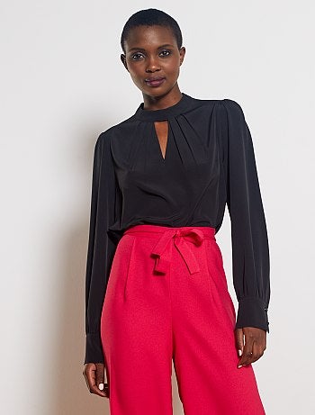 Blouse à col haut et ouverture en V - Kiabi