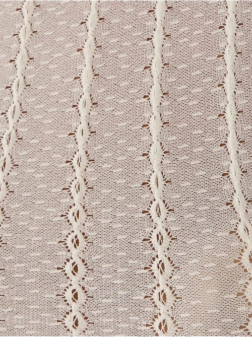 Blouse à col montant court en maille torsadée - Kiabi Blouse à col montant court en maille torsadée - Kiabi