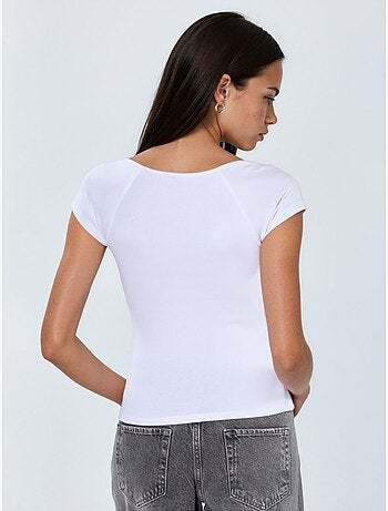 Blouse à col v et manches courtes avec drapé busem