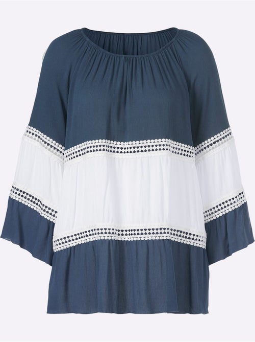 Blouse à encolure arrondie et manches 3/4 avec empiècements en dentelle - Taille standard - Witt - Kiabi Blouse à encolure arrondie et manches 3/4 avec empiècements en dentelle - Taille standard - Witt - Kiabi