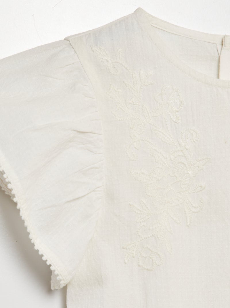 Blouse à manches courtes avec broderies blanc - Kiabi