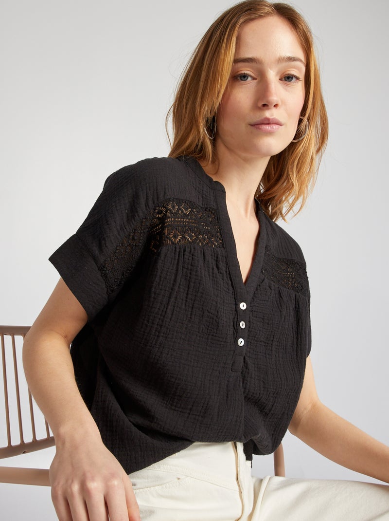 Blouse à manches courtes en gaze de coton noir - Kiabi