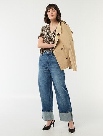 Blouse à manches courtes et col V