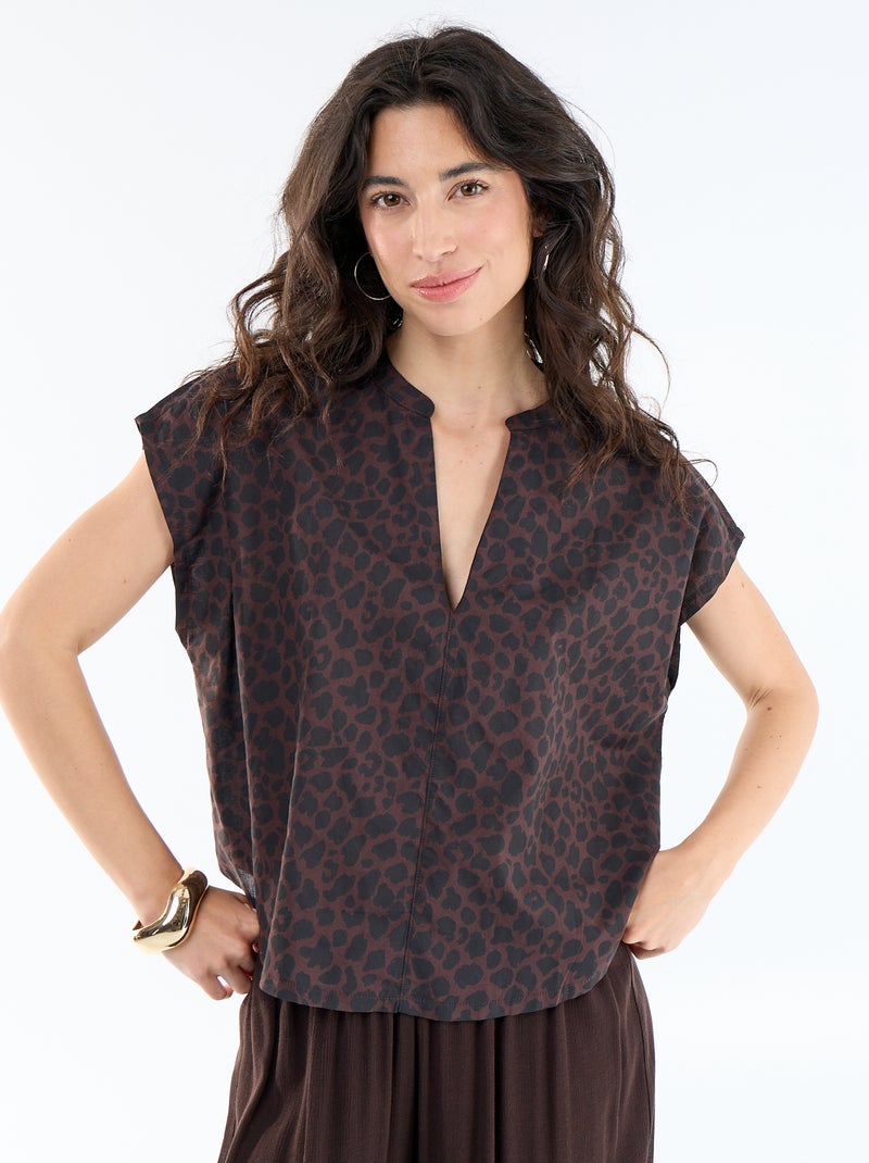 Blouse à manches courtes et col V Marron - Kiabi