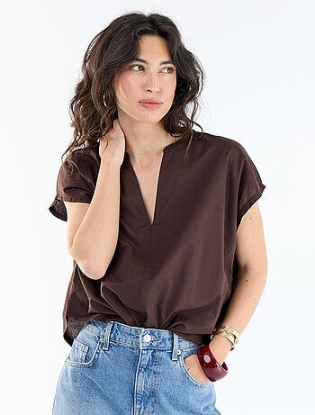 Blouse à manches courtes et col V