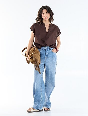 Blouse à manches courtes et col V