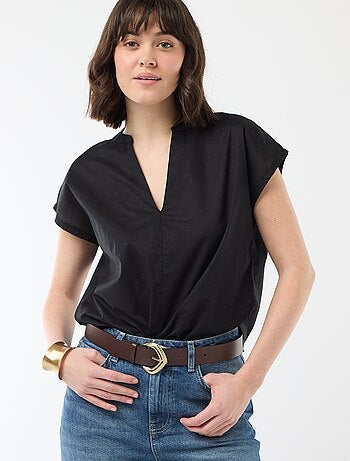 Blouse à manches courtes et col V