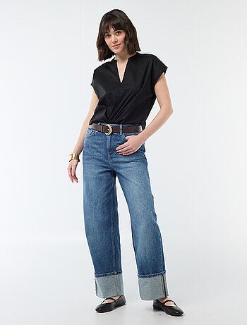 Blouse à manches courtes et col V