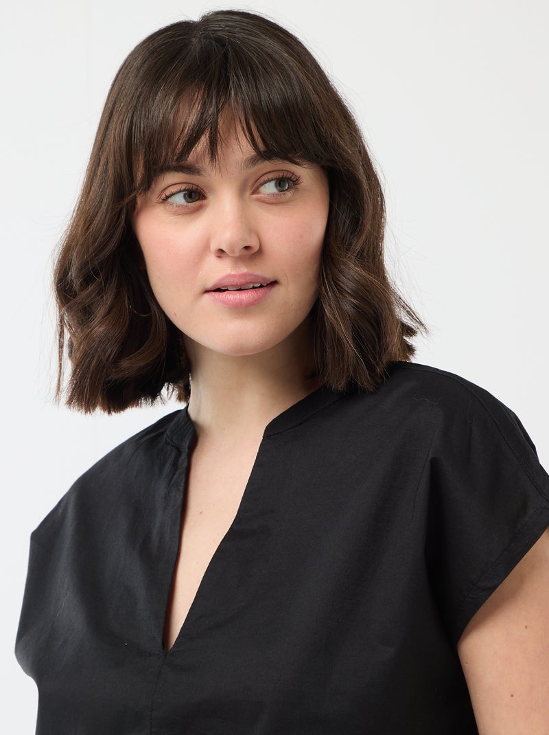 Blouse à manches courtes et col V Noir - Kiabi