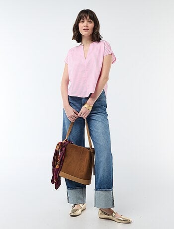 Blouse à manches courtes et col V