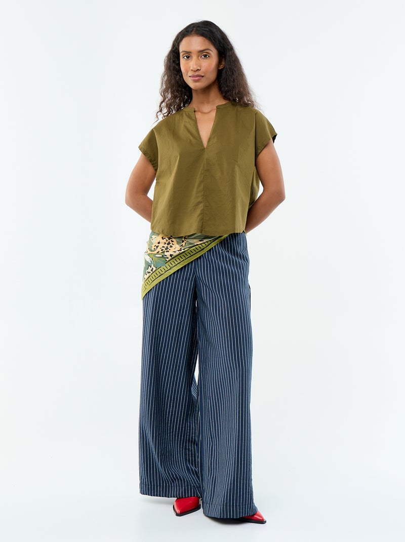 Blouse à manches courtes et col V Vert - Kiabi