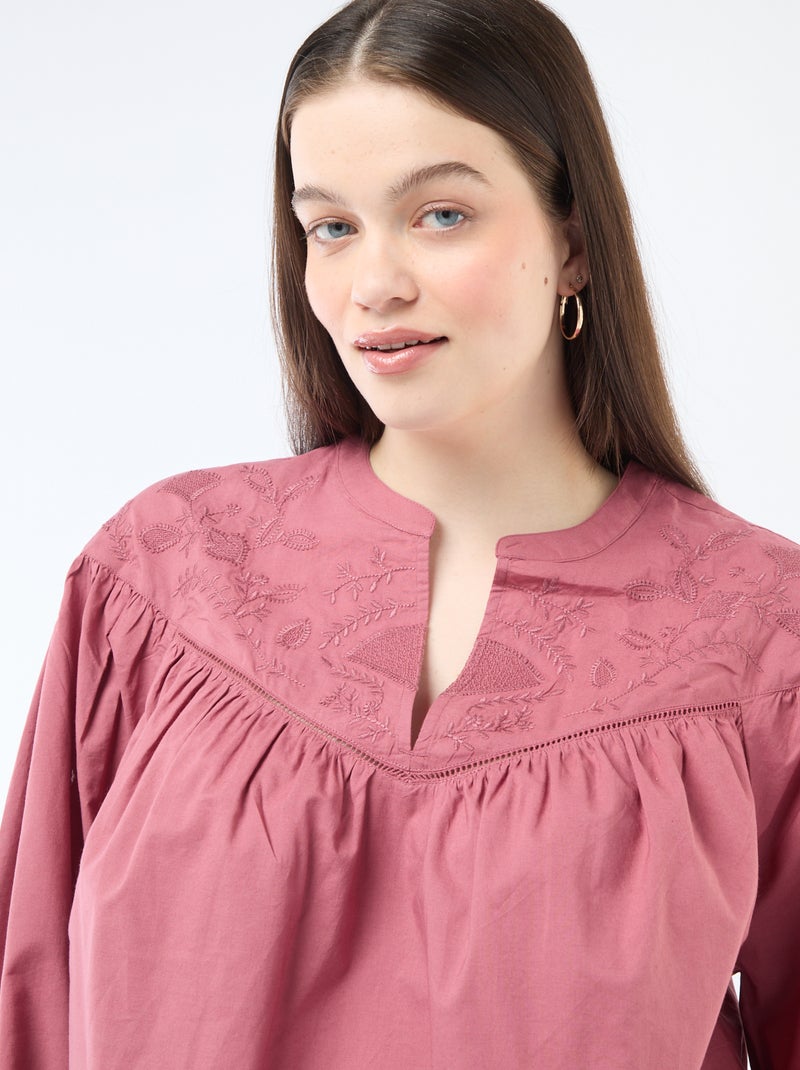 Blouse à manches longues avec broderies Rouge - Kiabi
