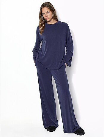 Blouse à manches longues avec col rond et coupe décontractée busem