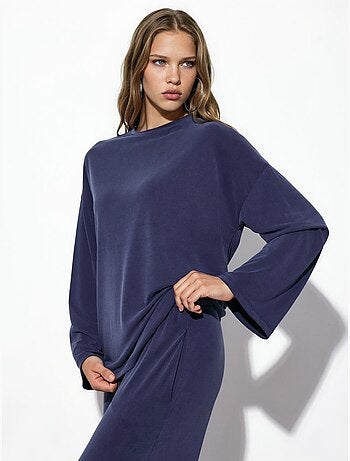 Blouse à manches longues avec col rond et coupe décontractée busem