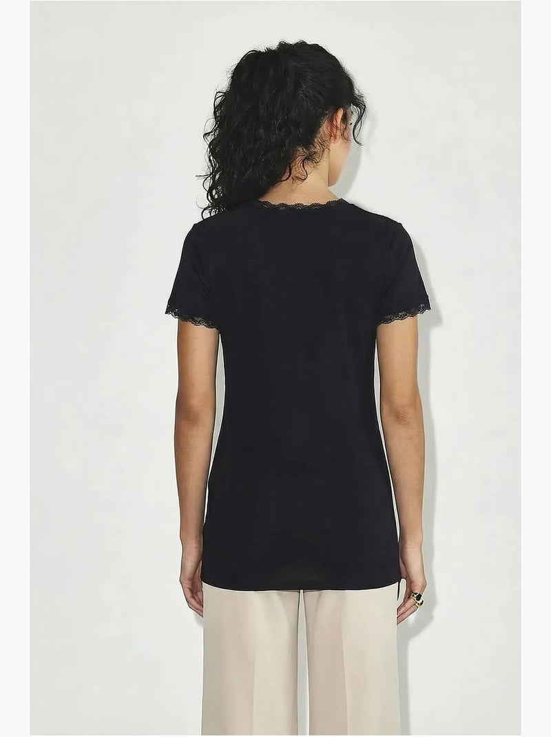 Blouse ajustée à col bateau et dentelle lucci Noir - Kiabi