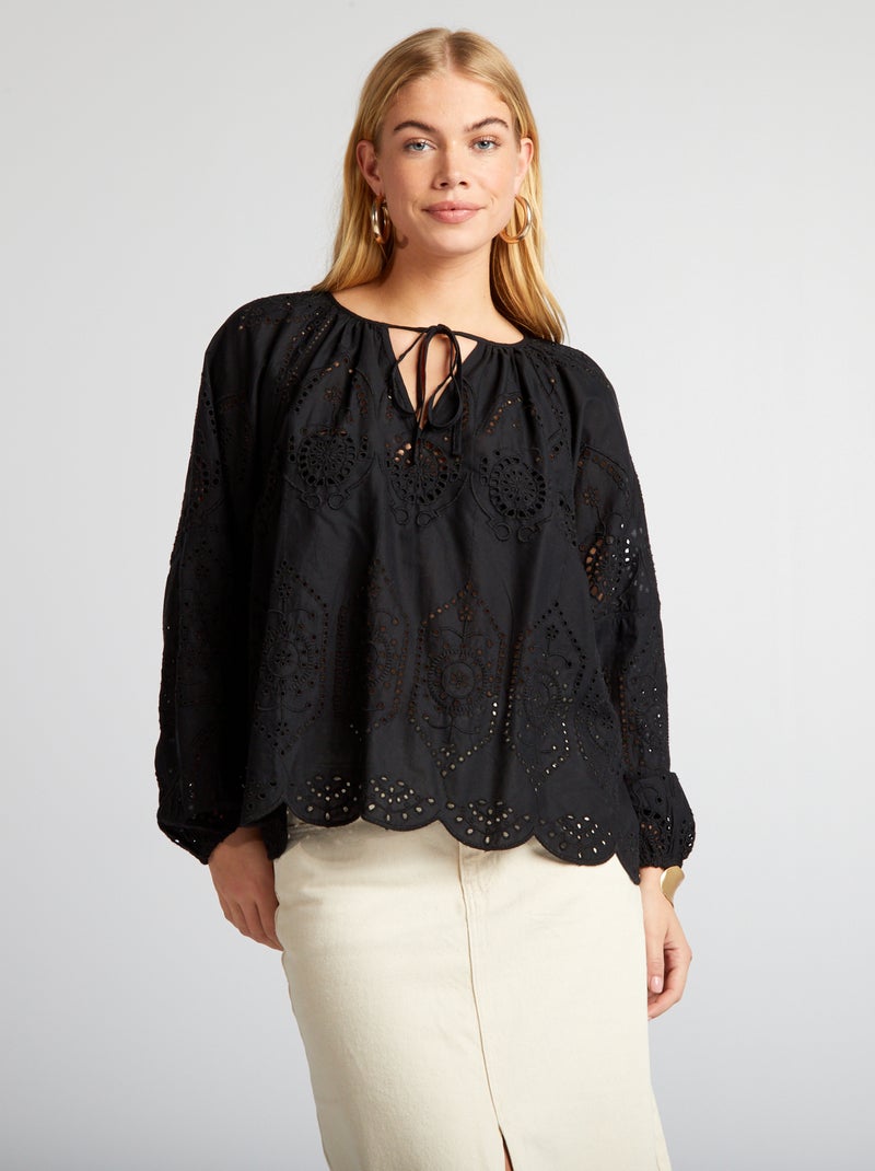 Blouse avec broderie et dentelle noir - Kiabi