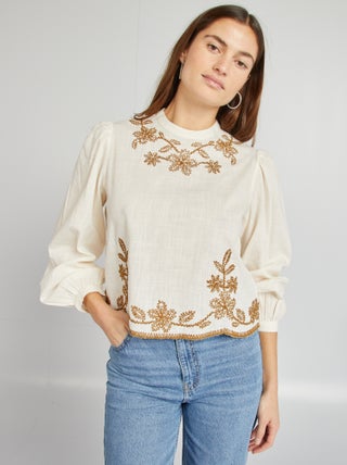 Blouse avec broderies