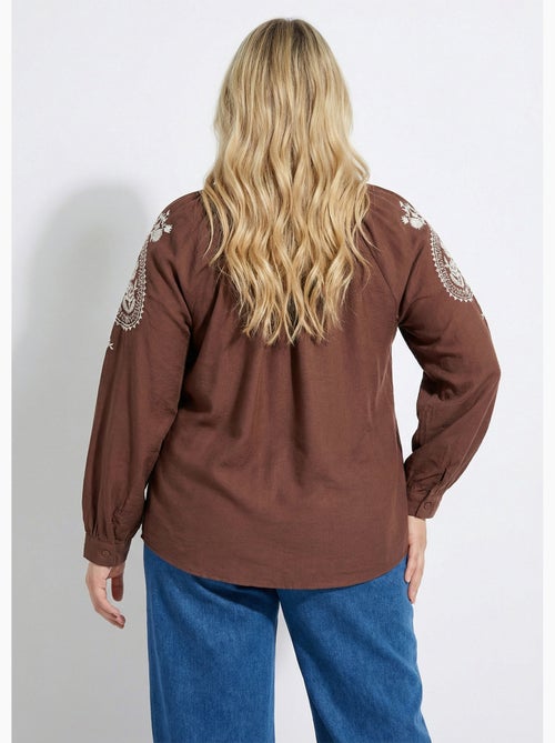 Blouse avec broderies et petit col V - AFIBEL - Kiabi