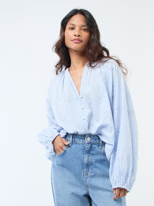 Blouse avec broderies fleurs - Kiabi