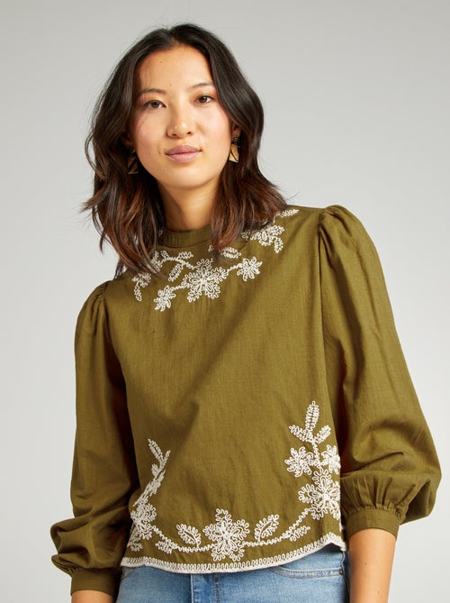 Blouse avec broderies - Kiabi