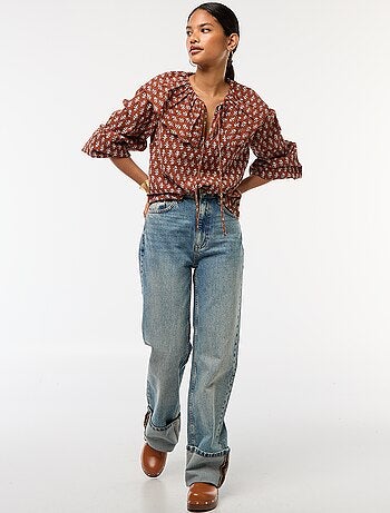 Blouse avec large col claudine