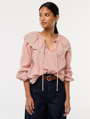 Blouse avec large col claudine