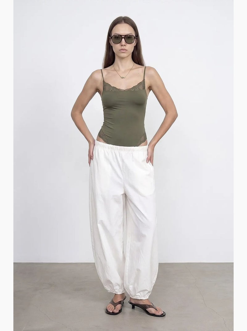 Blouse body sans manches en dentelle, coupe slim dilvin Kaki - Kiabi