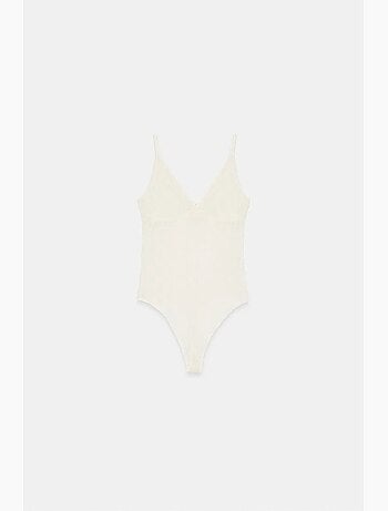 Blouse body sans manches en dentelle dilvin