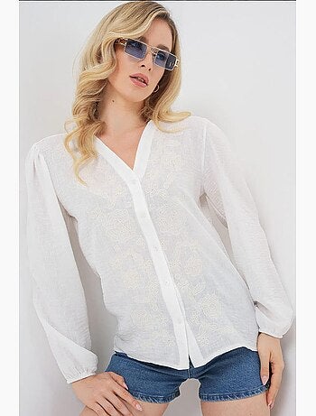 Blouse brodée à col en v boutonnée bdart