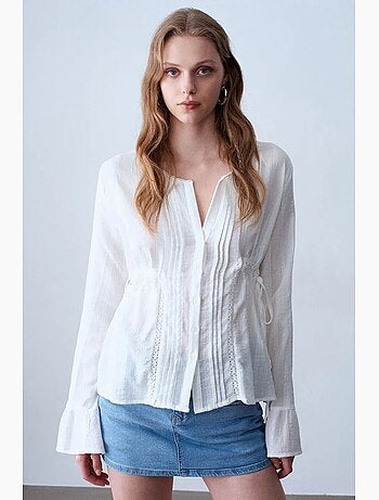 Blouse brodée à col en v tissée dilvin