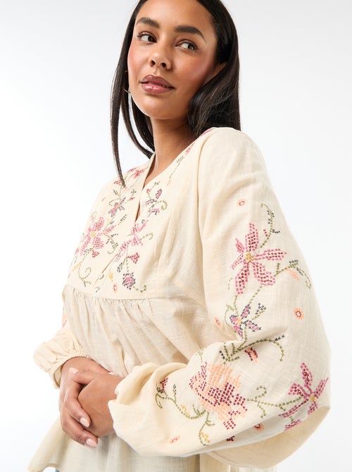 Blouse brodée à fleurs - Kiabi